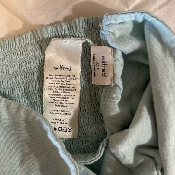 ARITZIA Wilfred crop top - Picture 3 of 4